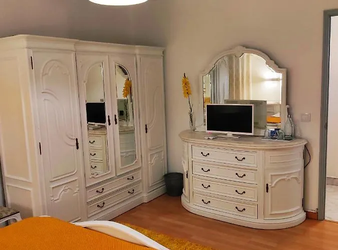 Gasthuis Santo Cristo House