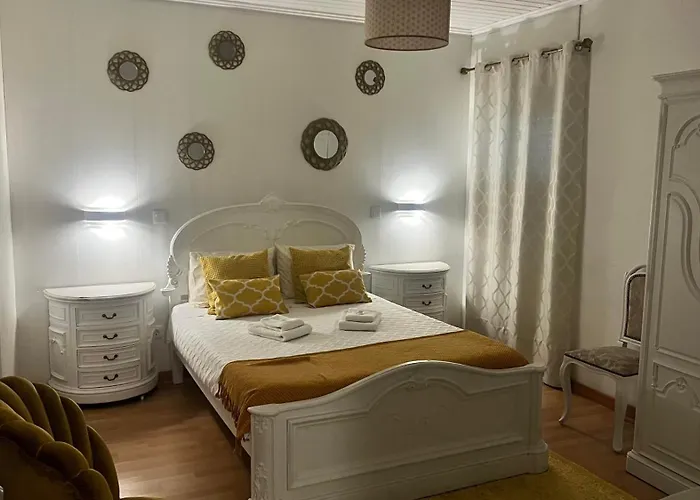 Santo Cristo House 4*